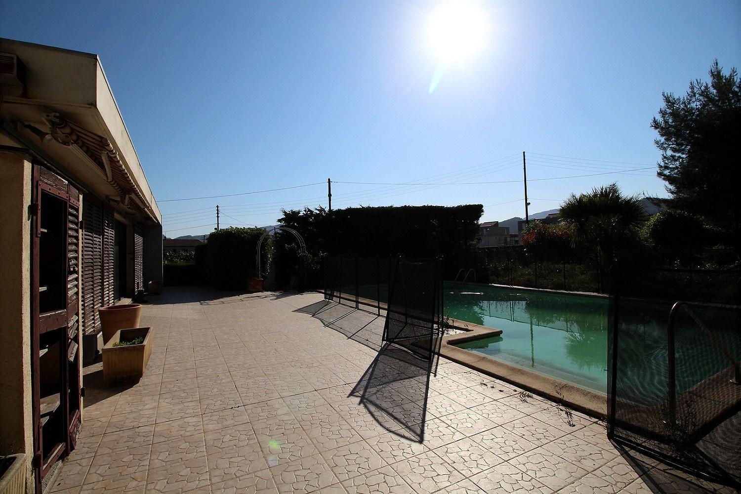 Villa à vendre à Marseille – photo 3