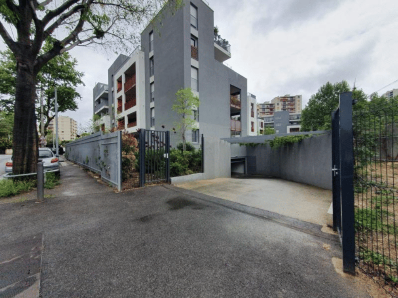 Bien à vendre à Marseille – photo 2
