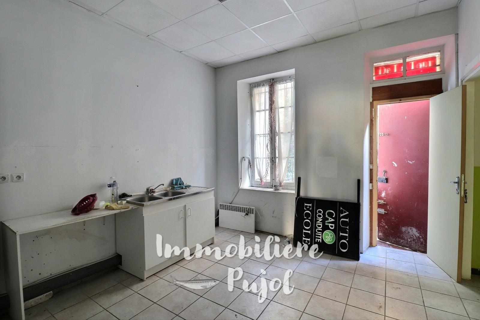 Local à vendre à Marseille – photo 6