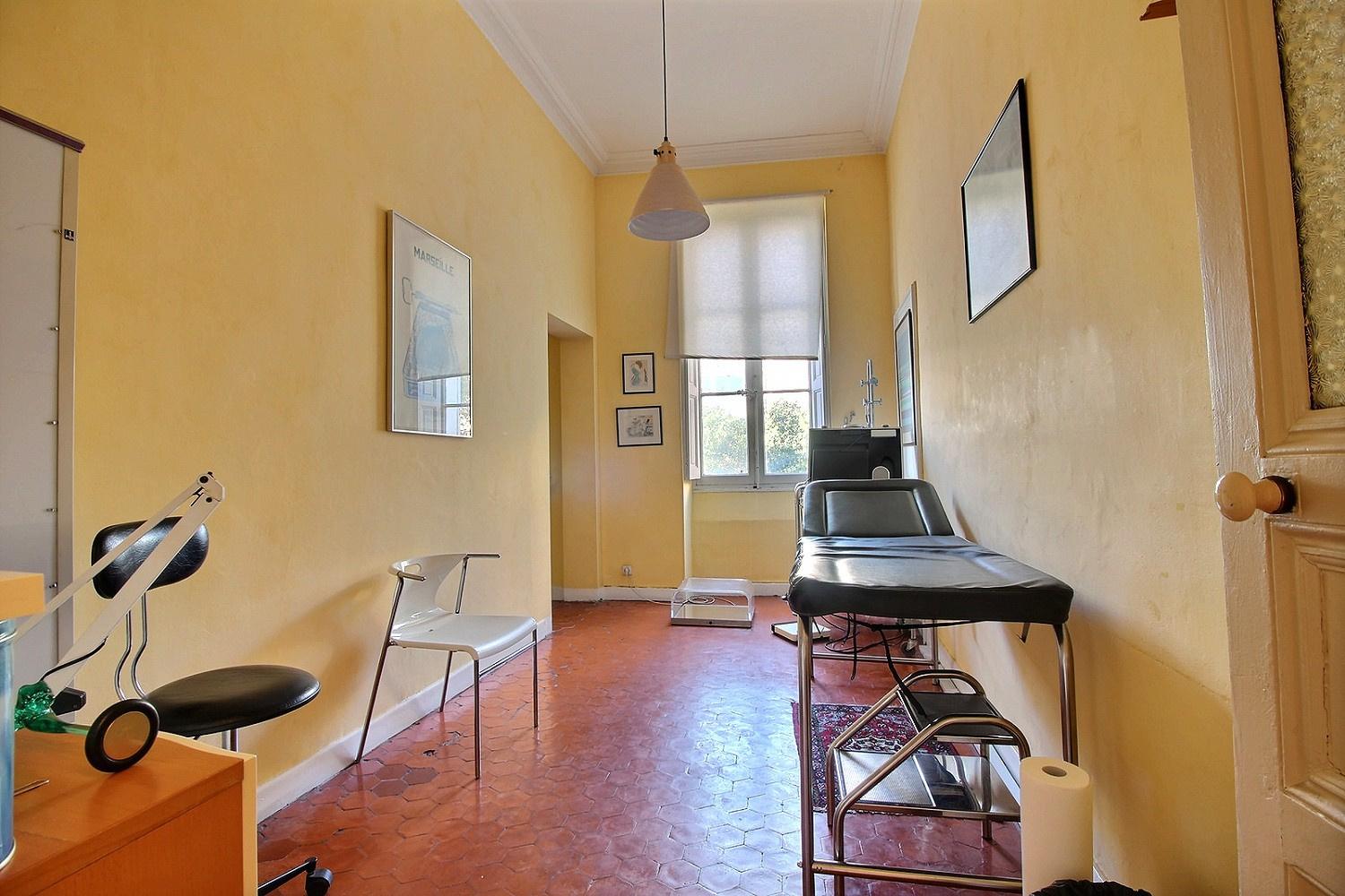 Appartement T5 à vendre à Marseille – photo 6