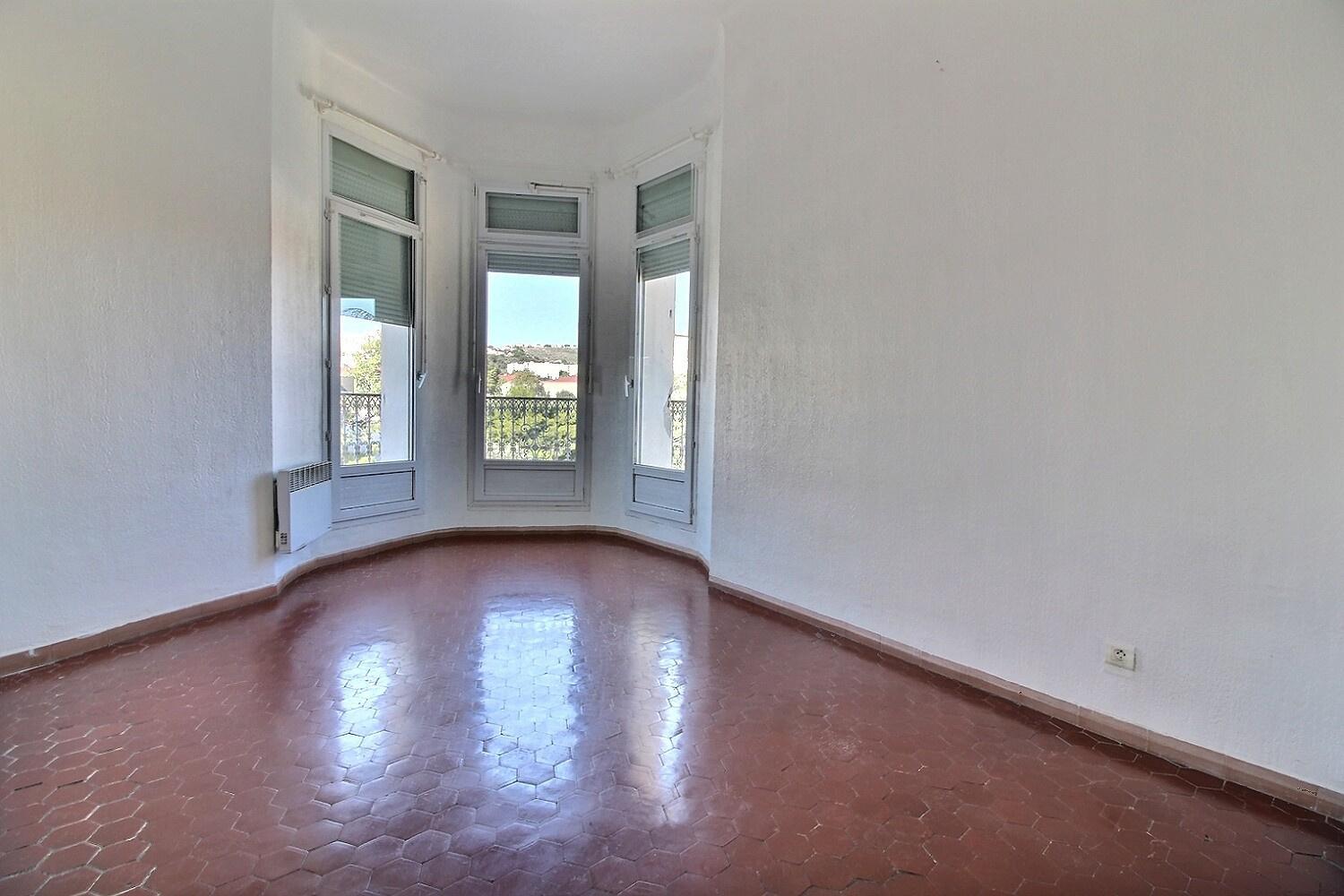 Bien à vendre à Marseille – photo 8