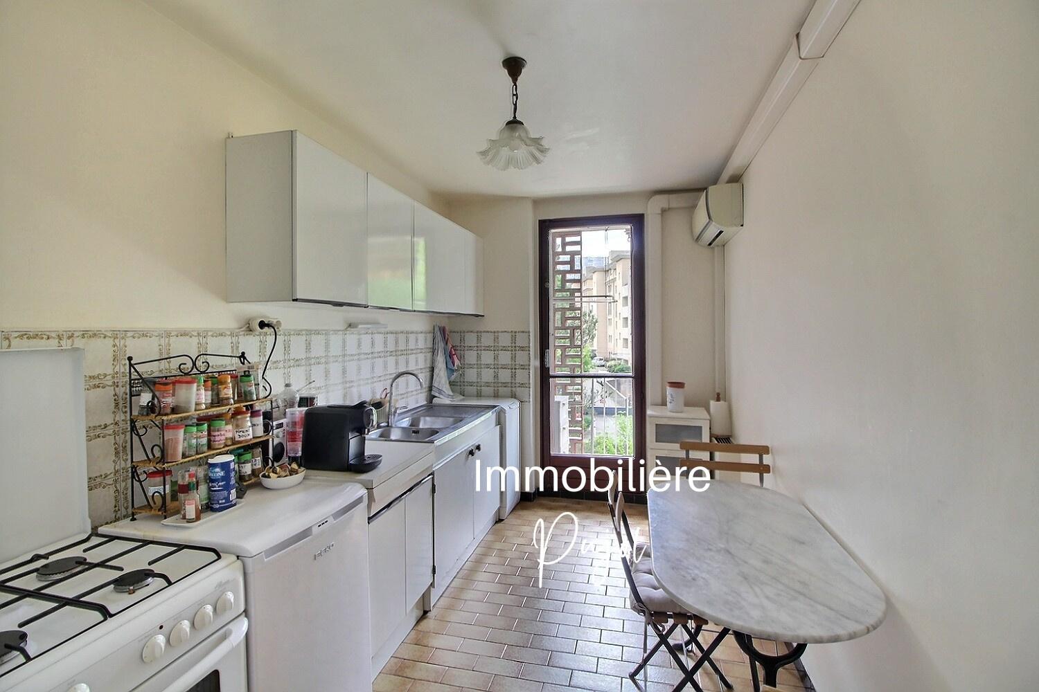 Appartement T4 à vendre à Marseille – photo 4