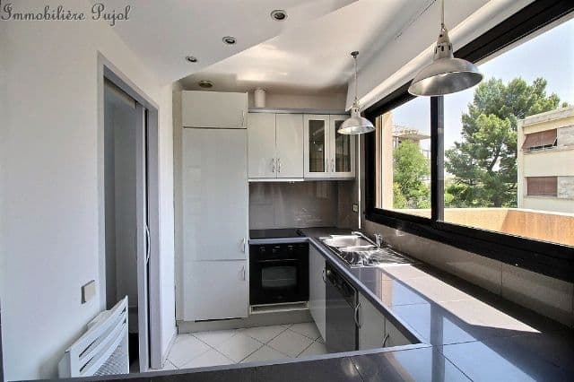 Appartement 3 pi&egrave;ces à louer – photo 1