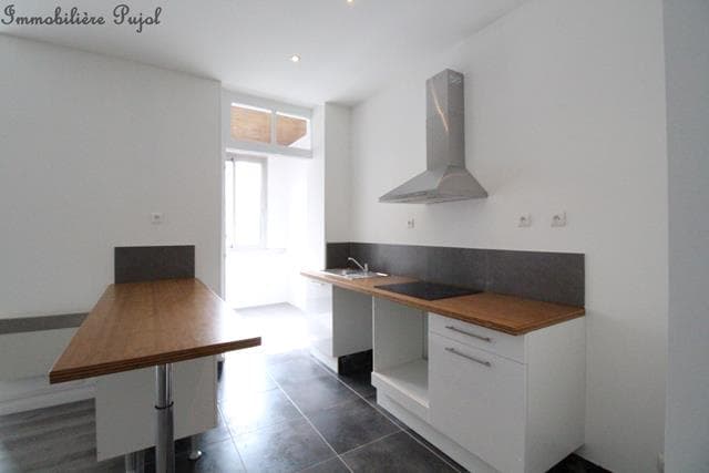 Appartement 3 pi&egrave;ces à louer – photo 1