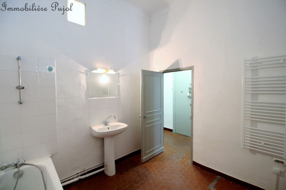 Appartement T3 à louer à MARSEILLE – photo 2