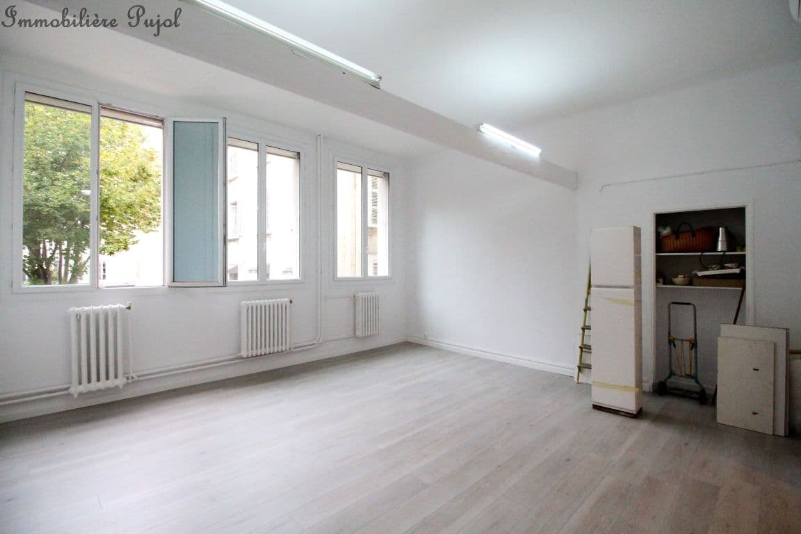 Bureaux 2 pièces à louer à Marseille – photo 2