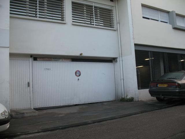 Parking/Box 1 emplacement à vendre – photo 1