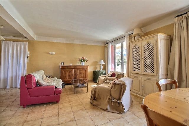 Appartement 2 pi&egrave;ces à vendre – photo 2