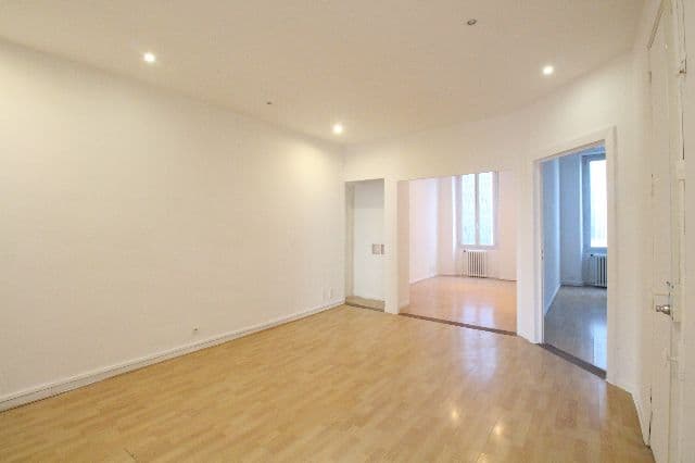 Bureaux à louer à MARSEILLE – photo 1