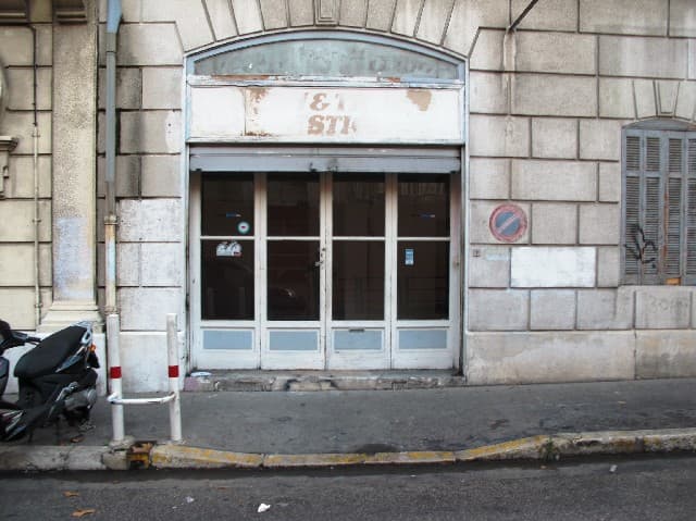 Local à louer à Marseille – photo 1