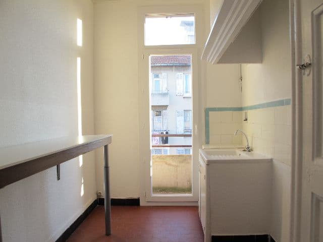 Appartement 1 pièce à louer à Marseille – photo 4