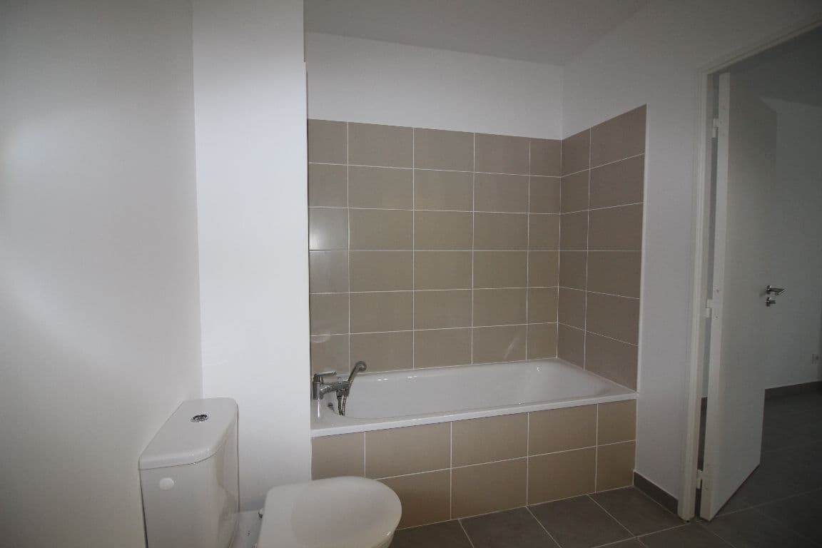 Appartement T2 à louer à MARSEILLE – photo 7