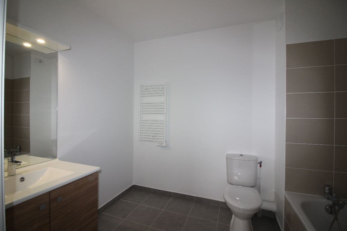 Appartement T2 à louer à MARSEILLE – photo 8