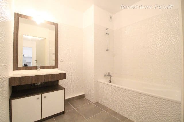 Appartement T3 à louer à Marseille – photo 9