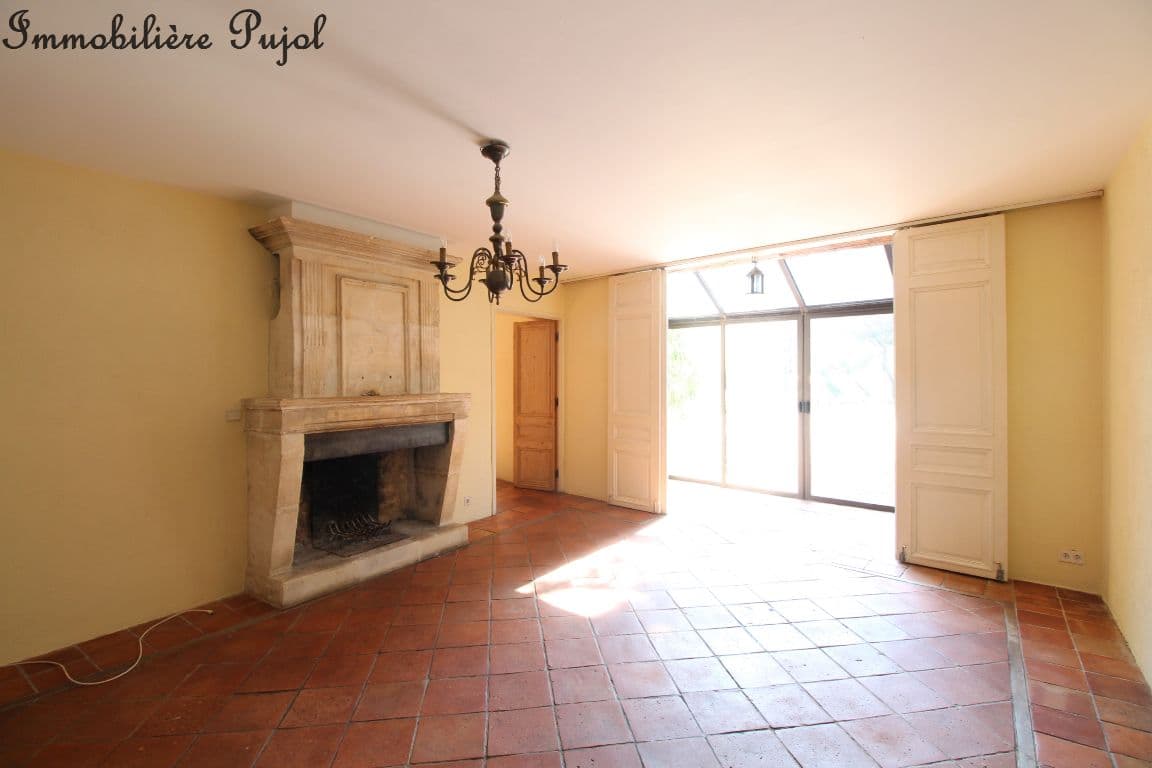 Villa 7 pièces à louer à Marseille – photo 2