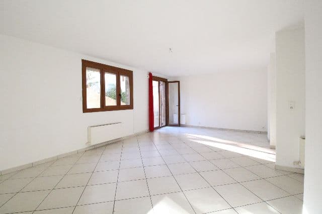 Appartement T3 à louer à Marseille – photo 2