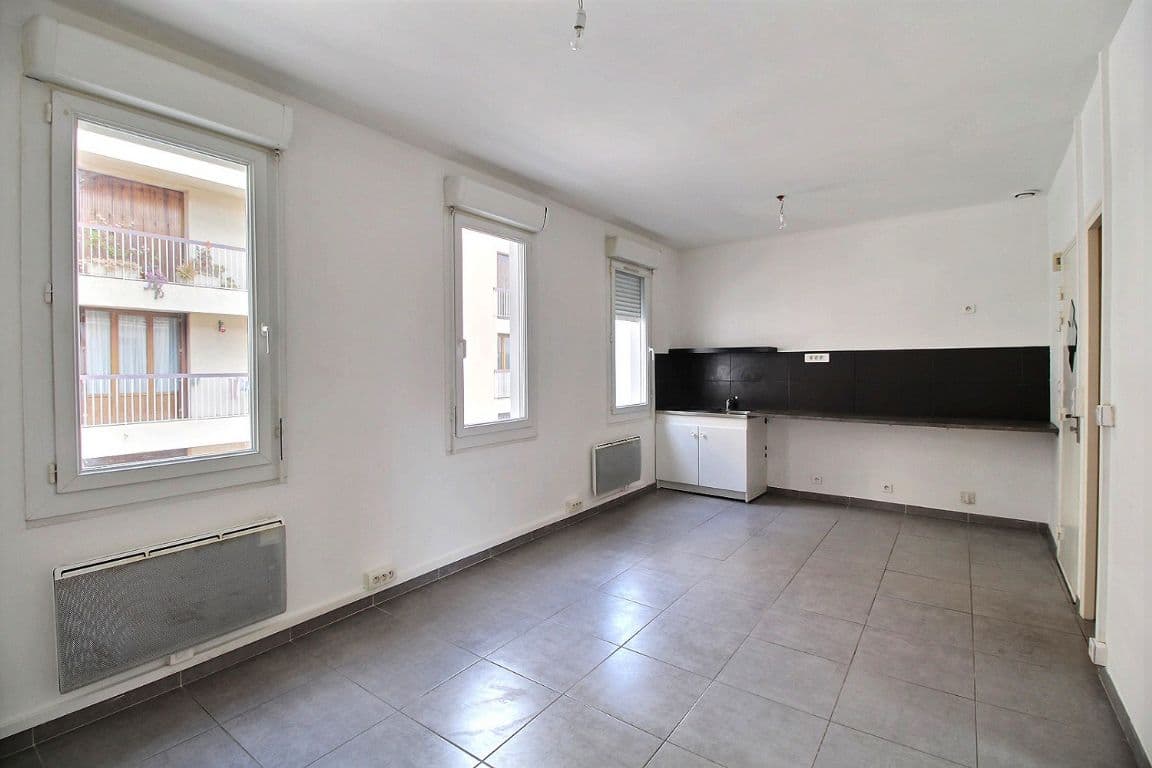 Appartement T2 à louer à MARSEILLE – photo 1