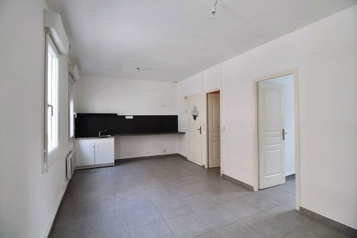 Appartement T2 à louer à MARSEILLE – photo 2