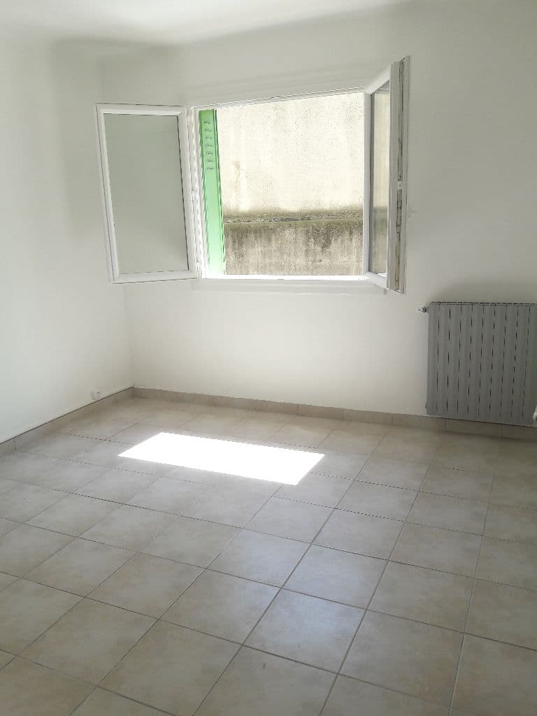 Appartement 3 pièces à louer à Marseille – photo 3