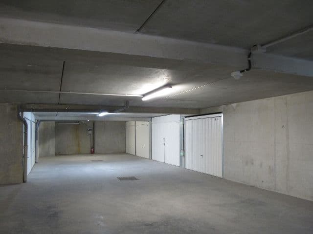 Parking/Box à louer à Marseille – photo 2