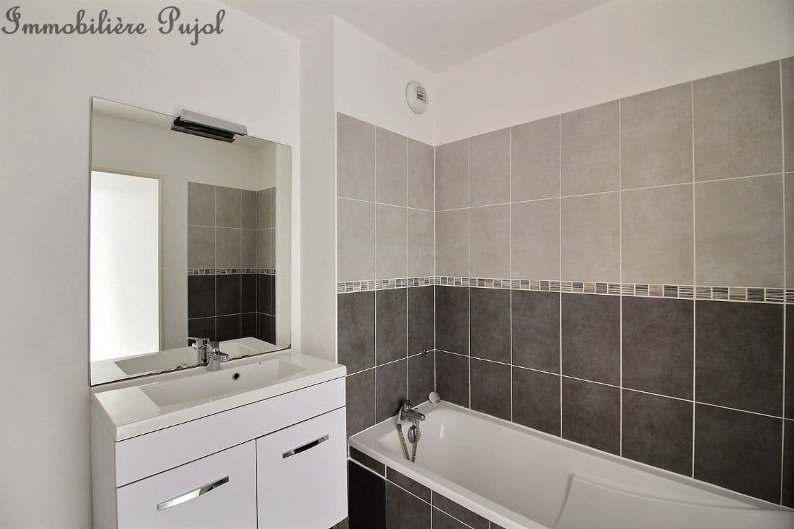 Appartement T3 à louer à Marseille – photo 8