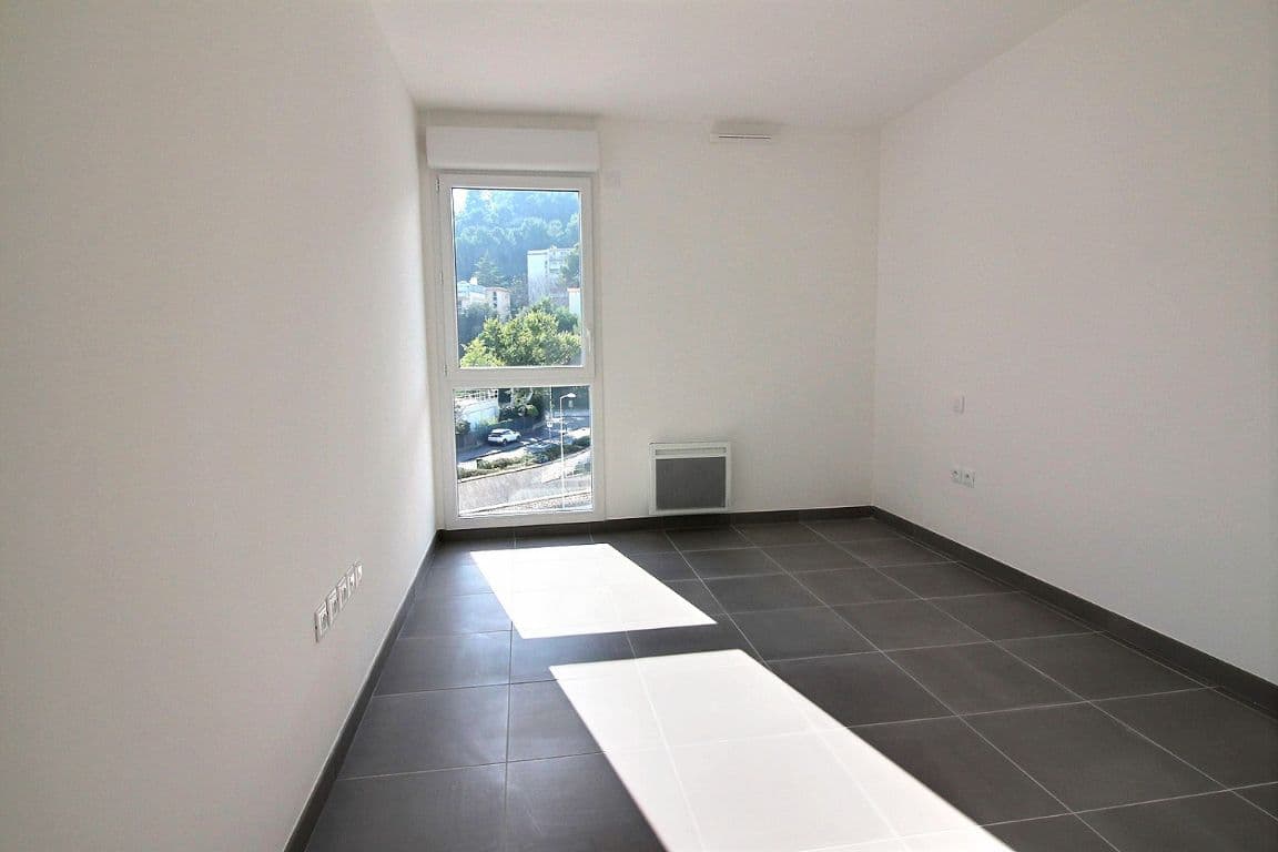 Appartement T3 à louer à MARSEILLE – photo 8