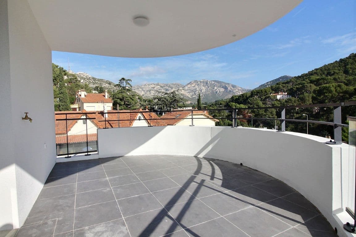 Appartement T3 à louer à MARSEILLE – photo 1