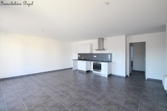 Appartement T3 à louer à Marseille – photo 2