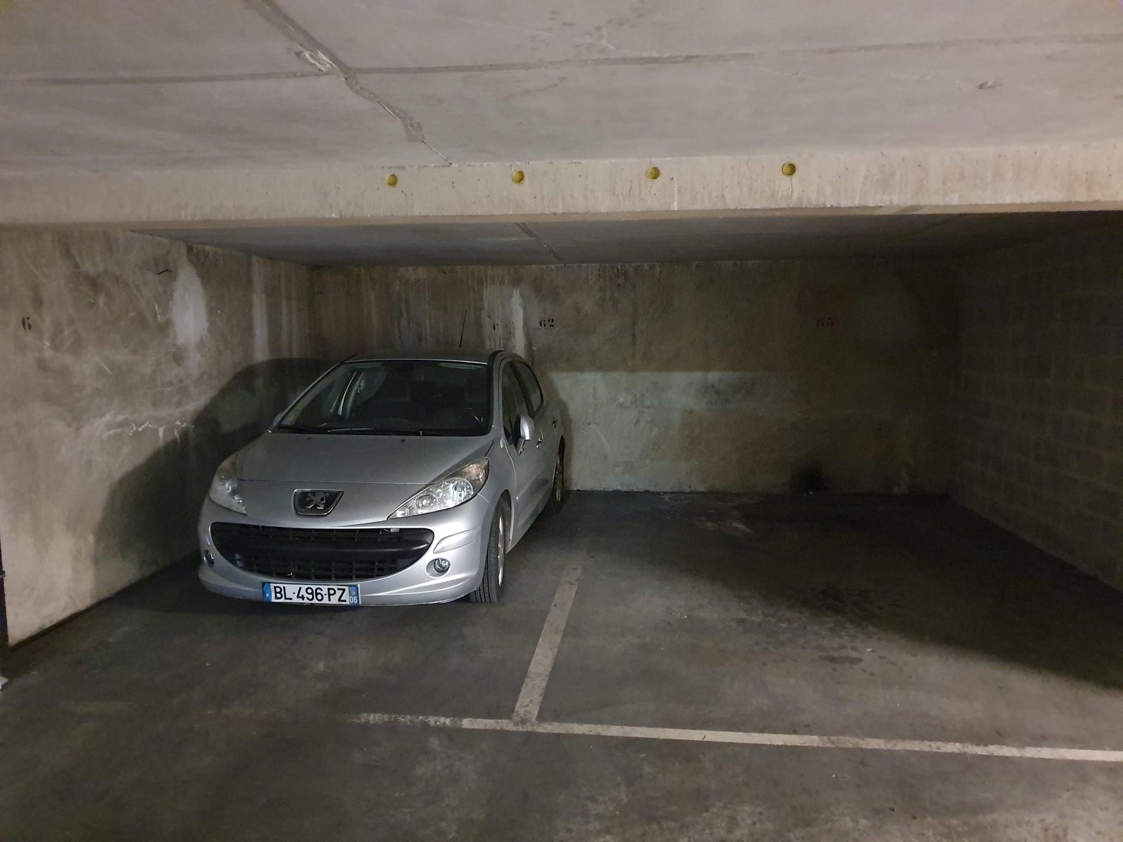 Bien à vendre à Marseille – photo 1