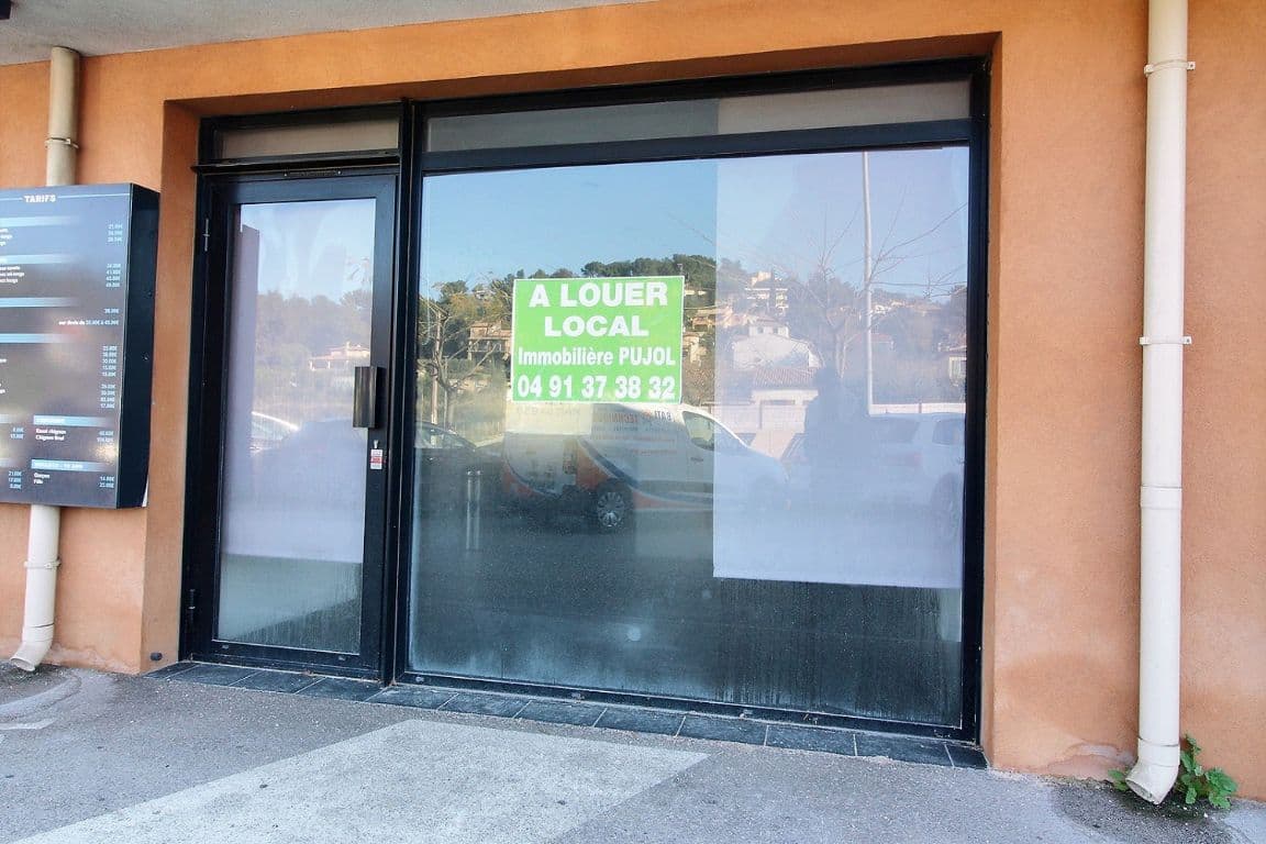 Local à louer – photo 1