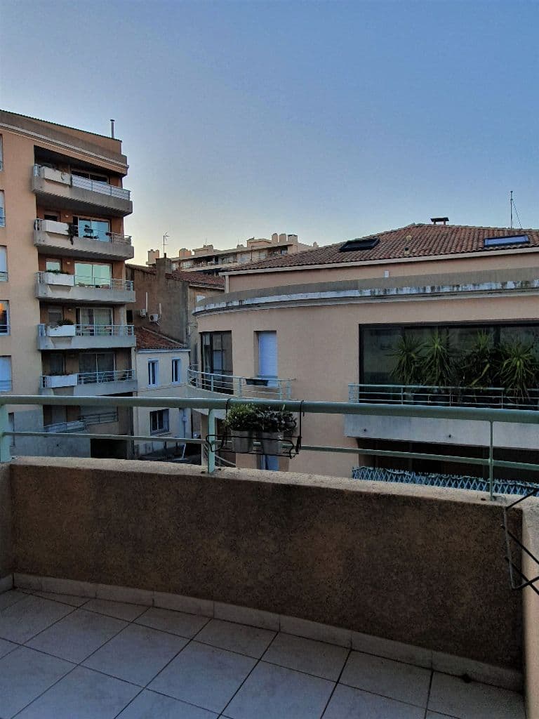 Appartement T2 à louer à Marseille – photo 3