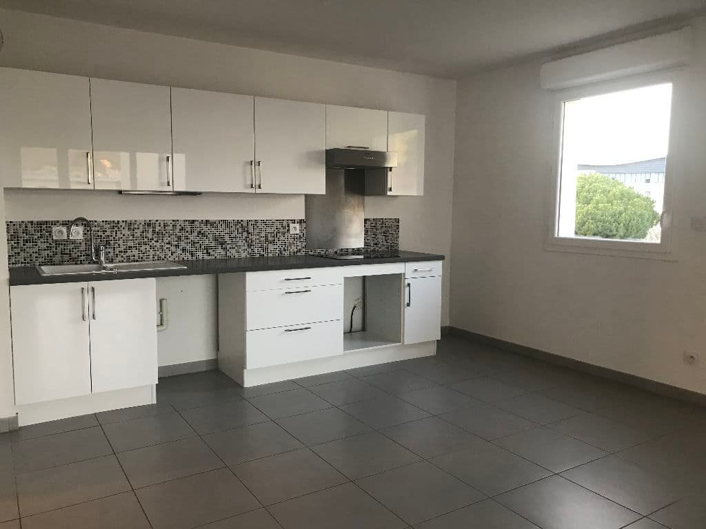Appartement T3 à louer à Marseille – photo 2