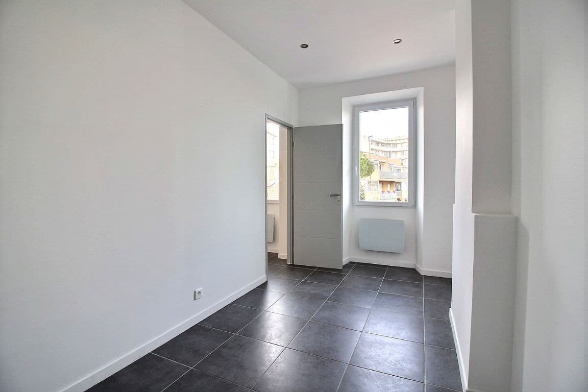 Appartement T2 à louer à Marseille – photo 3