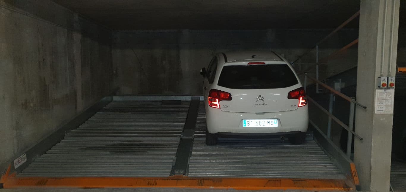 Parking/Box à louer à Marseille – photo 1