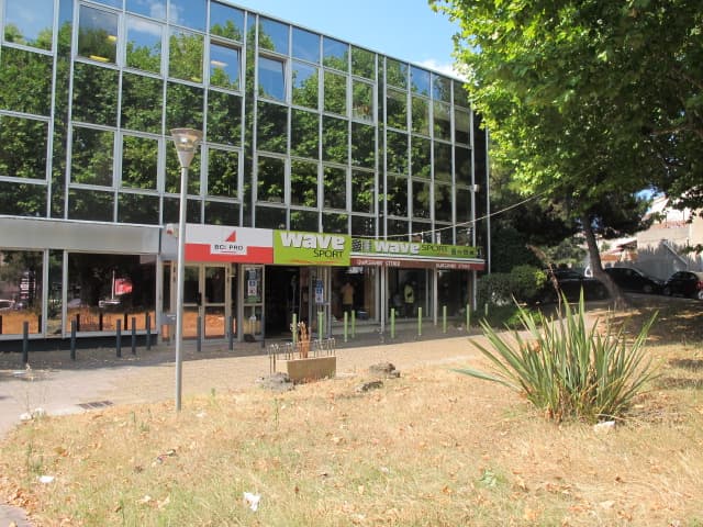 Local à louer à Marseille – photo 1