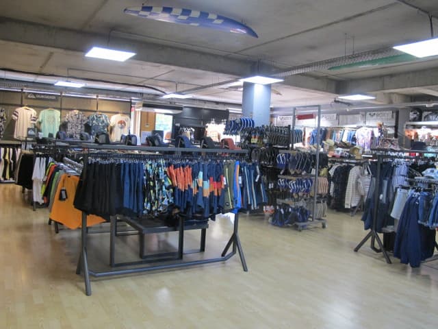 Local à louer à Marseille – photo 2
