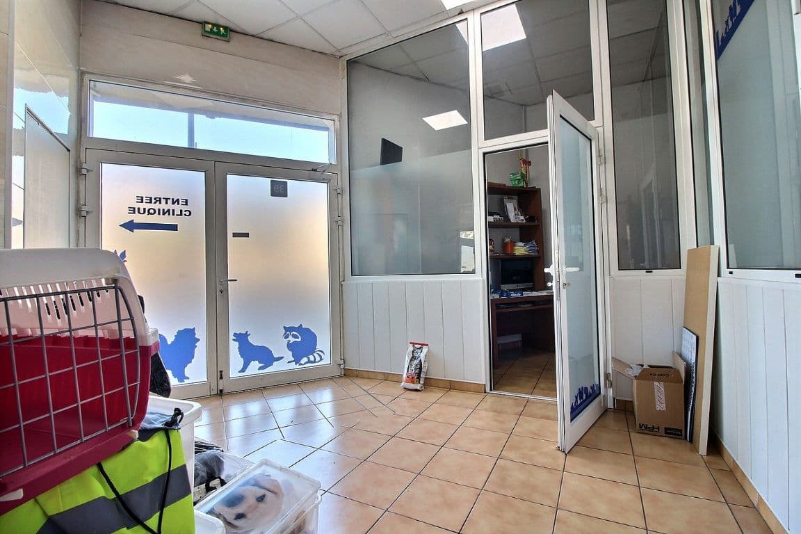 Local à louer à Marseille – photo 8