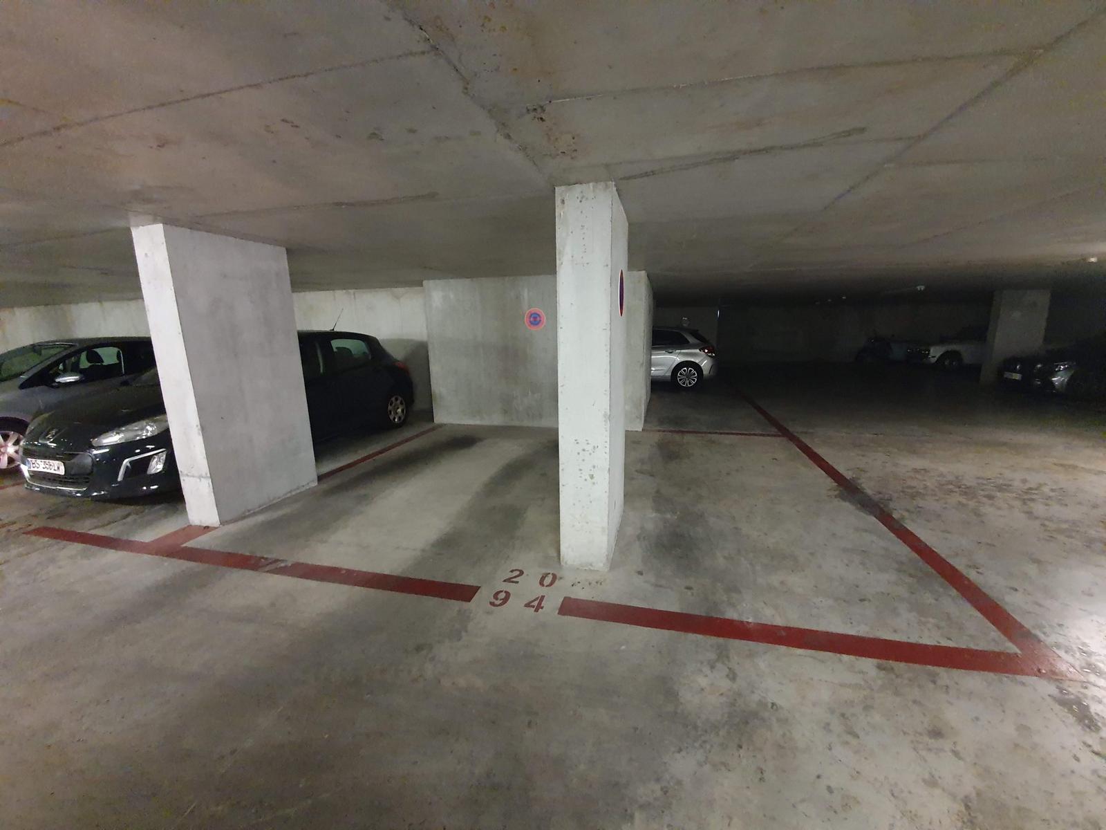 Bien à vendre à Marseille – photo 1