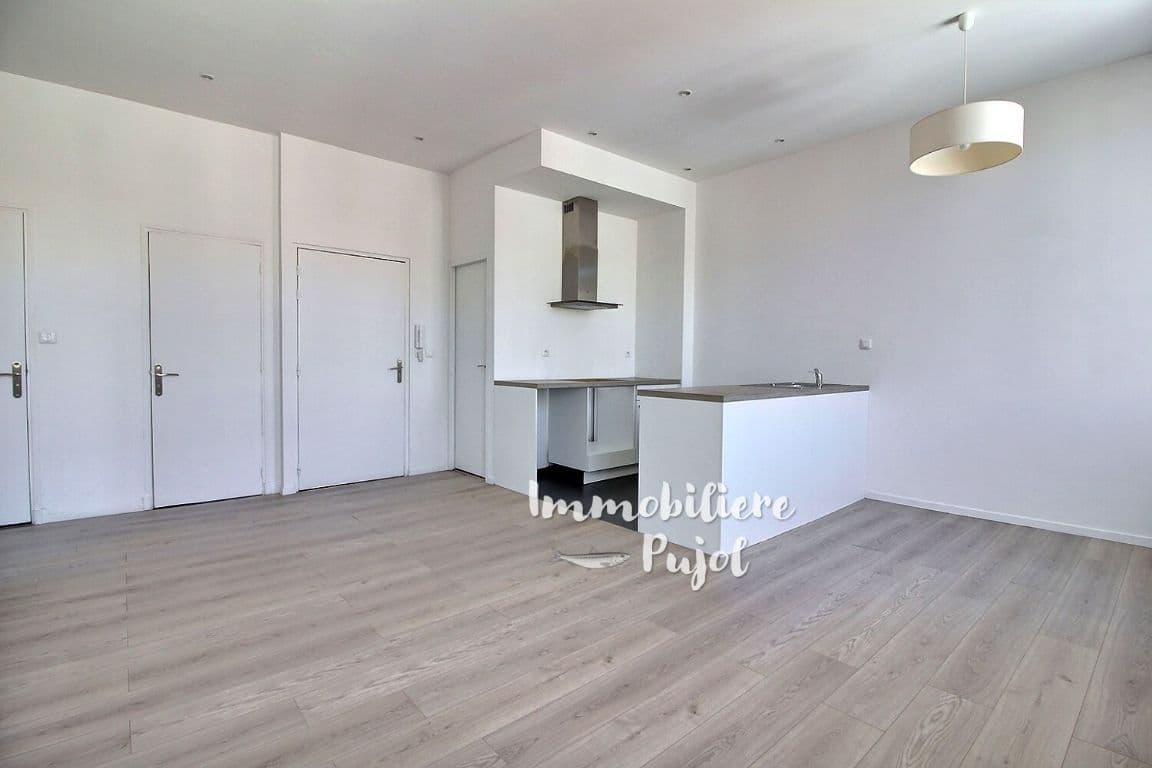 Appartement T2 à louer à MARSEILLE – photo 2