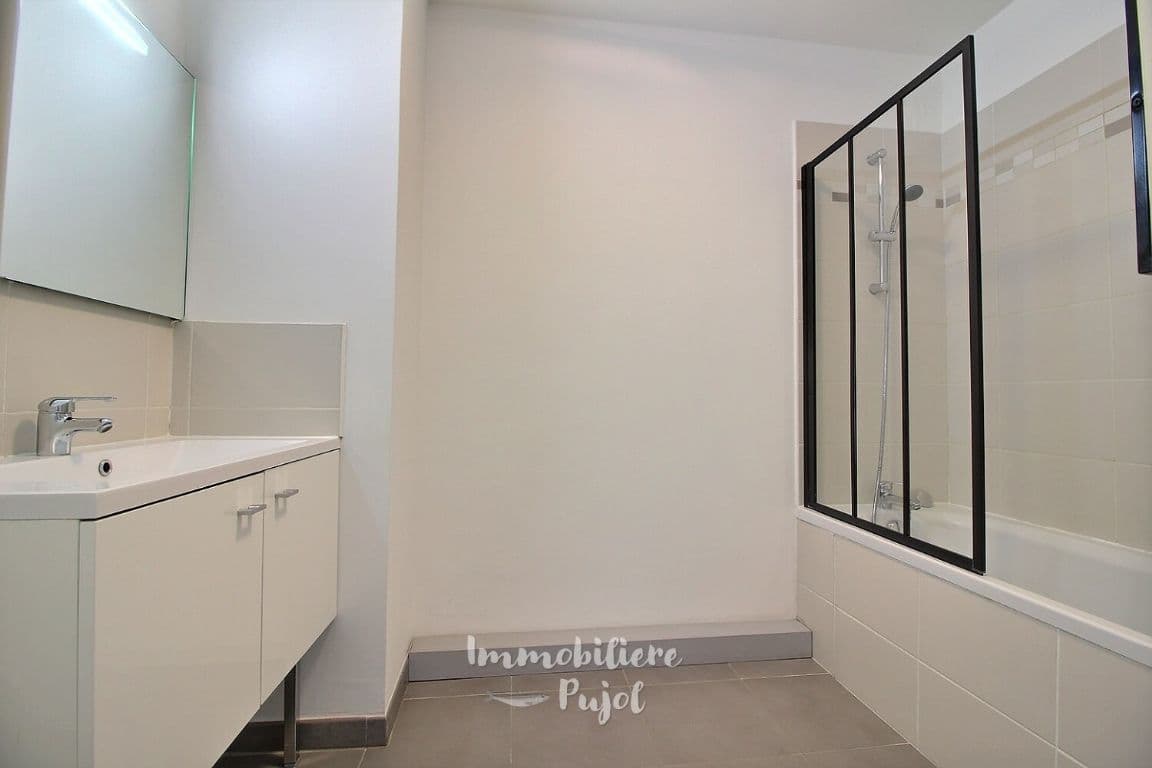Appartement T3 à louer à MARSEILLE – photo 9