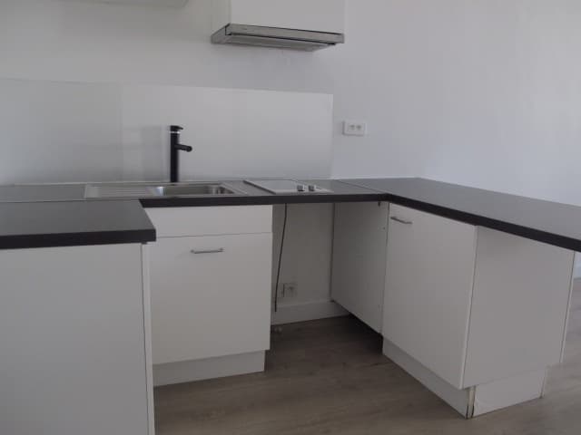 Appartement T2 à louer à Marseille – photo 3