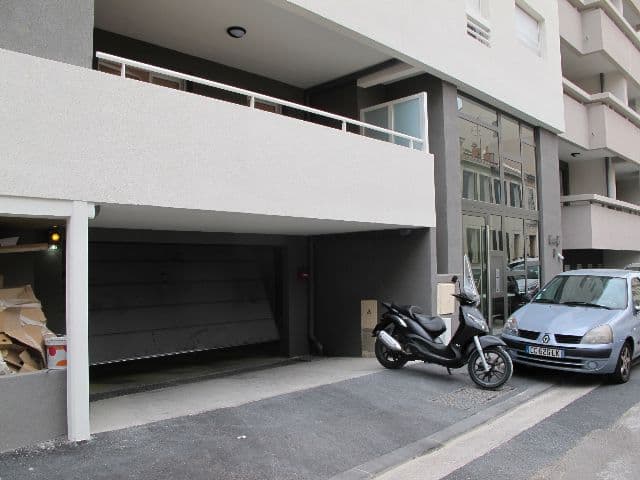 Parking/Box à louer à Marseille – photo 1
