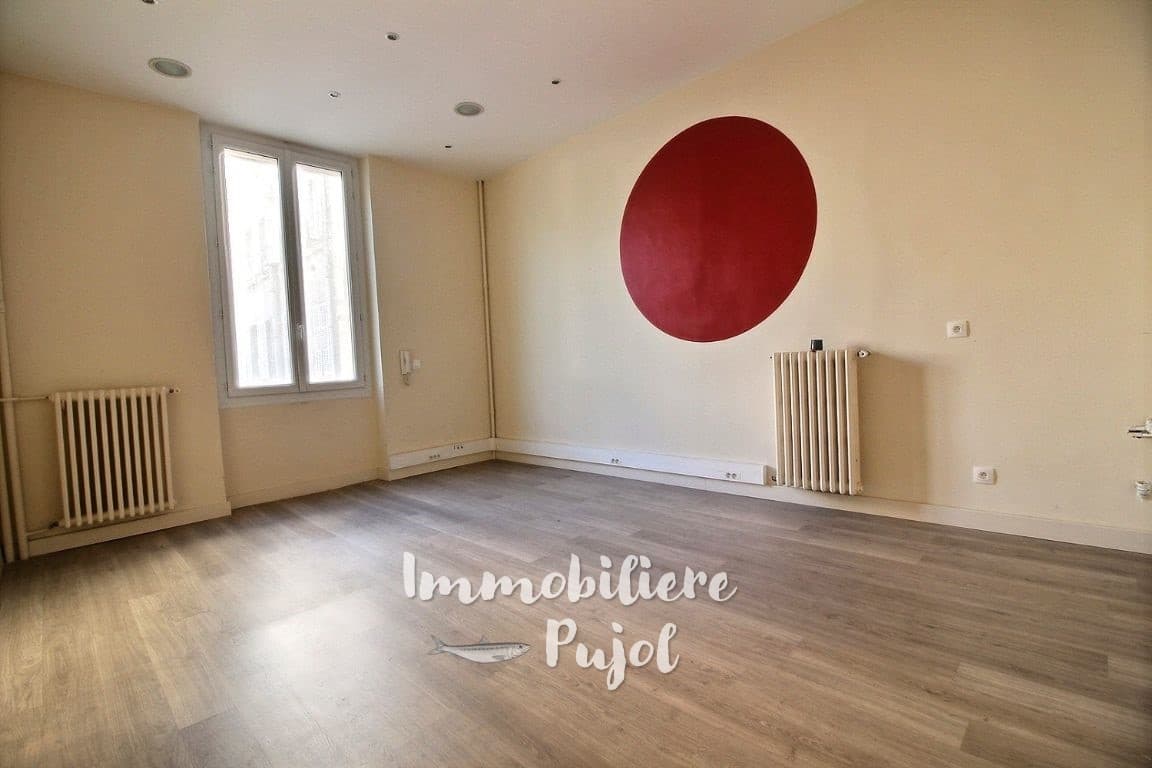 Bureaux à louer à MARSEILLE – photo 1