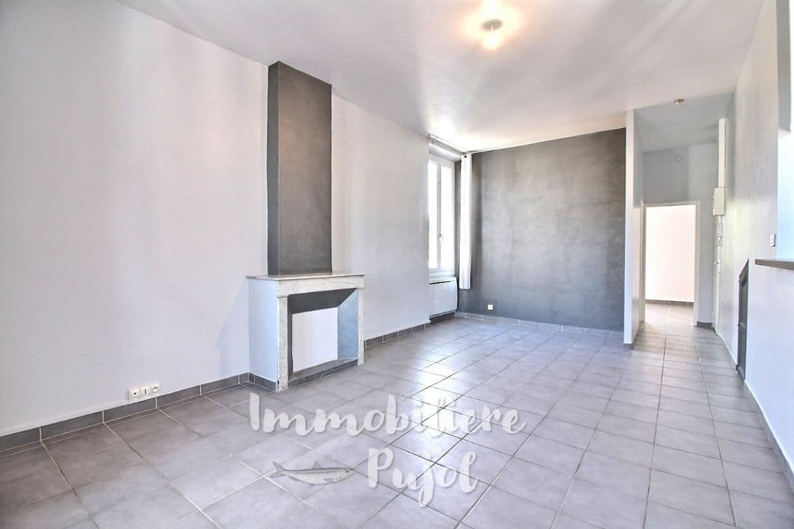 Appartement T2 à louer à Marseille – photo 1