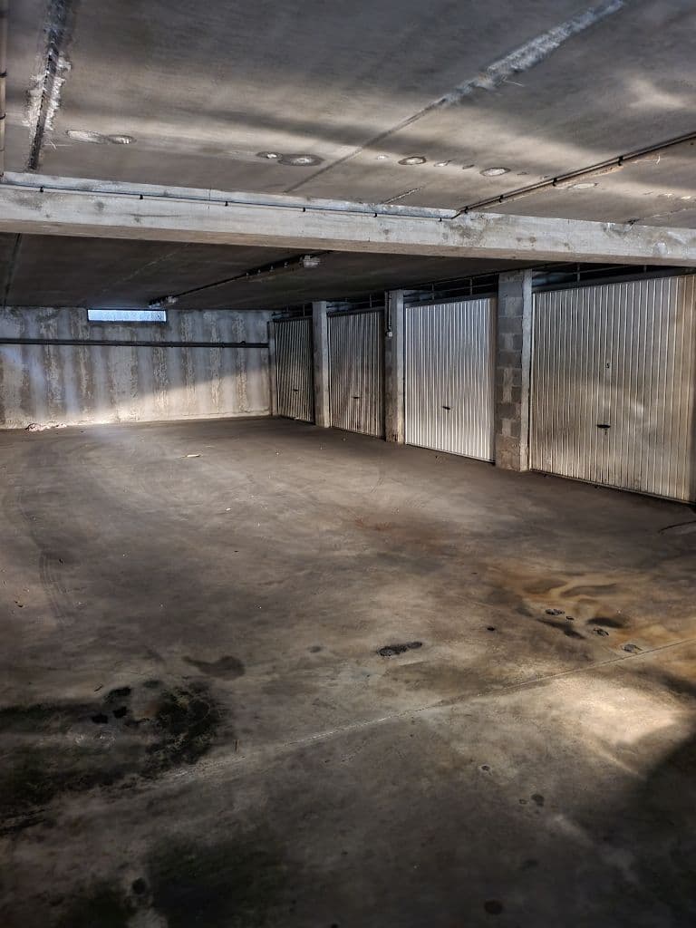 Parking/Box à louer à Marseille – photo 2