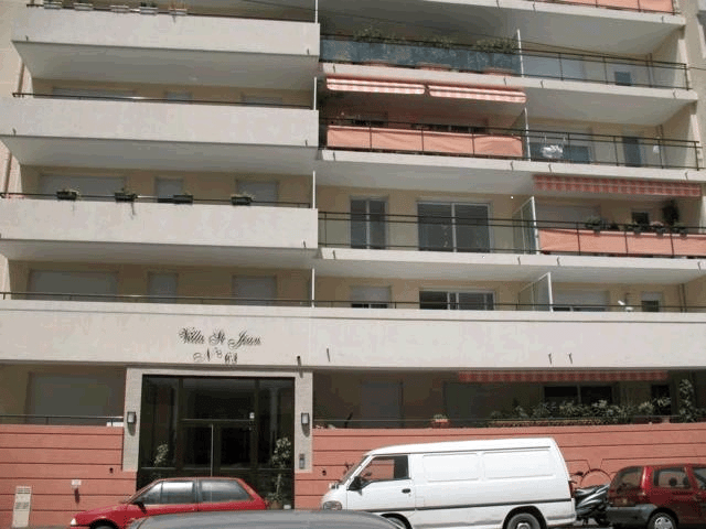Parking/Box à louer à MARSEILLE – photo 1