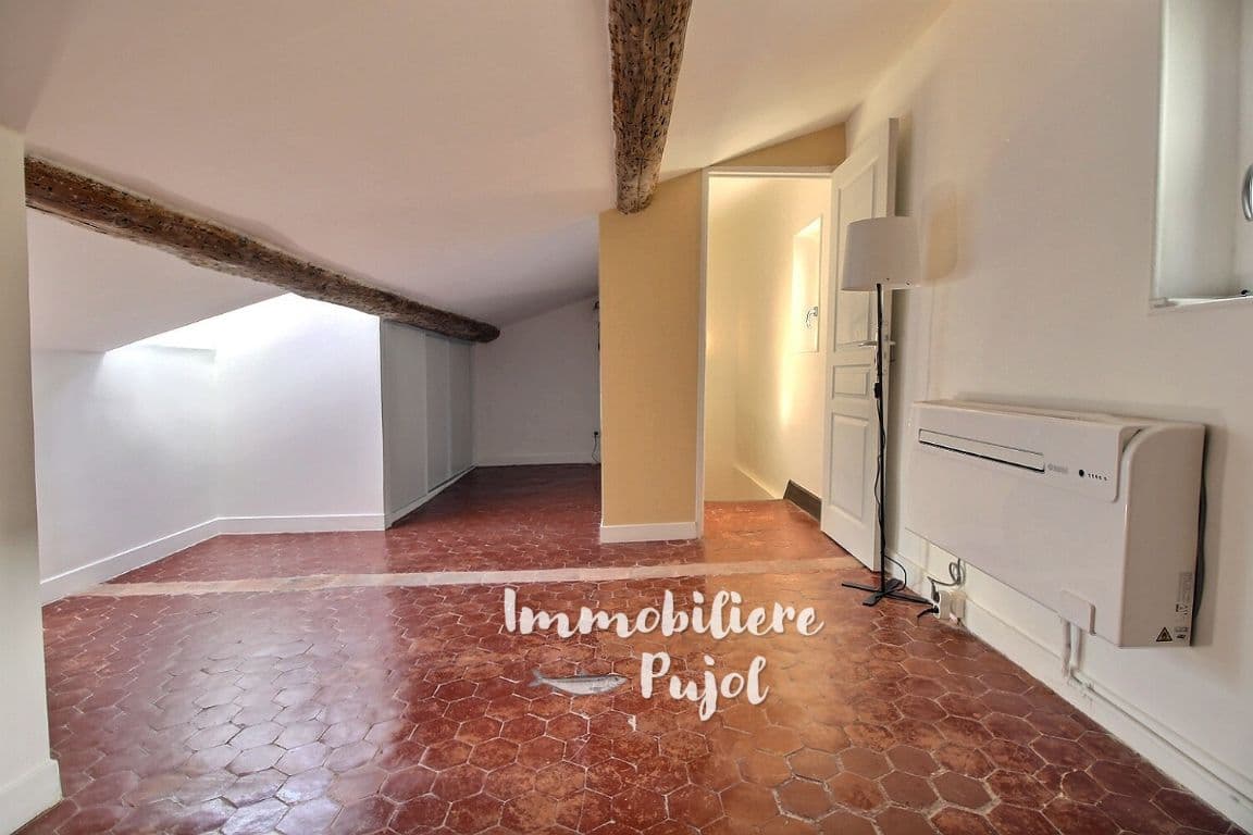 Villa à louer à Marseille – photo 8
