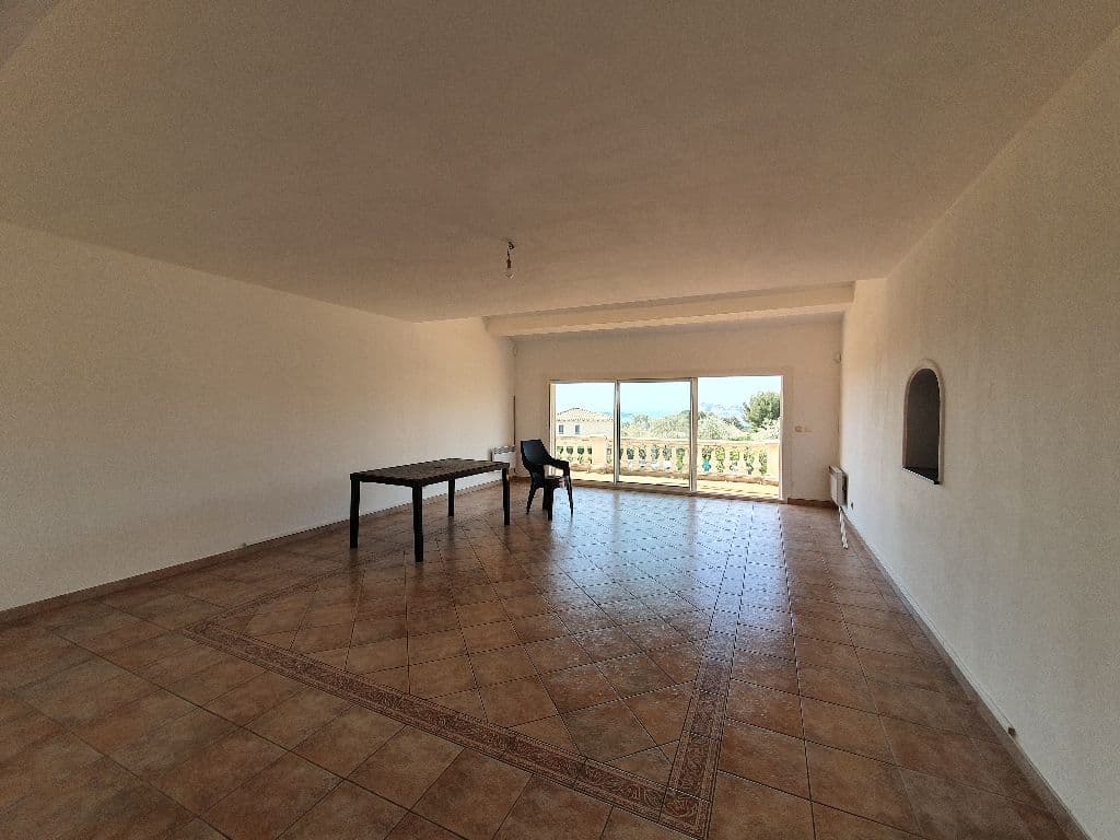 Villa à louer à LA CIOTAT – photo 3