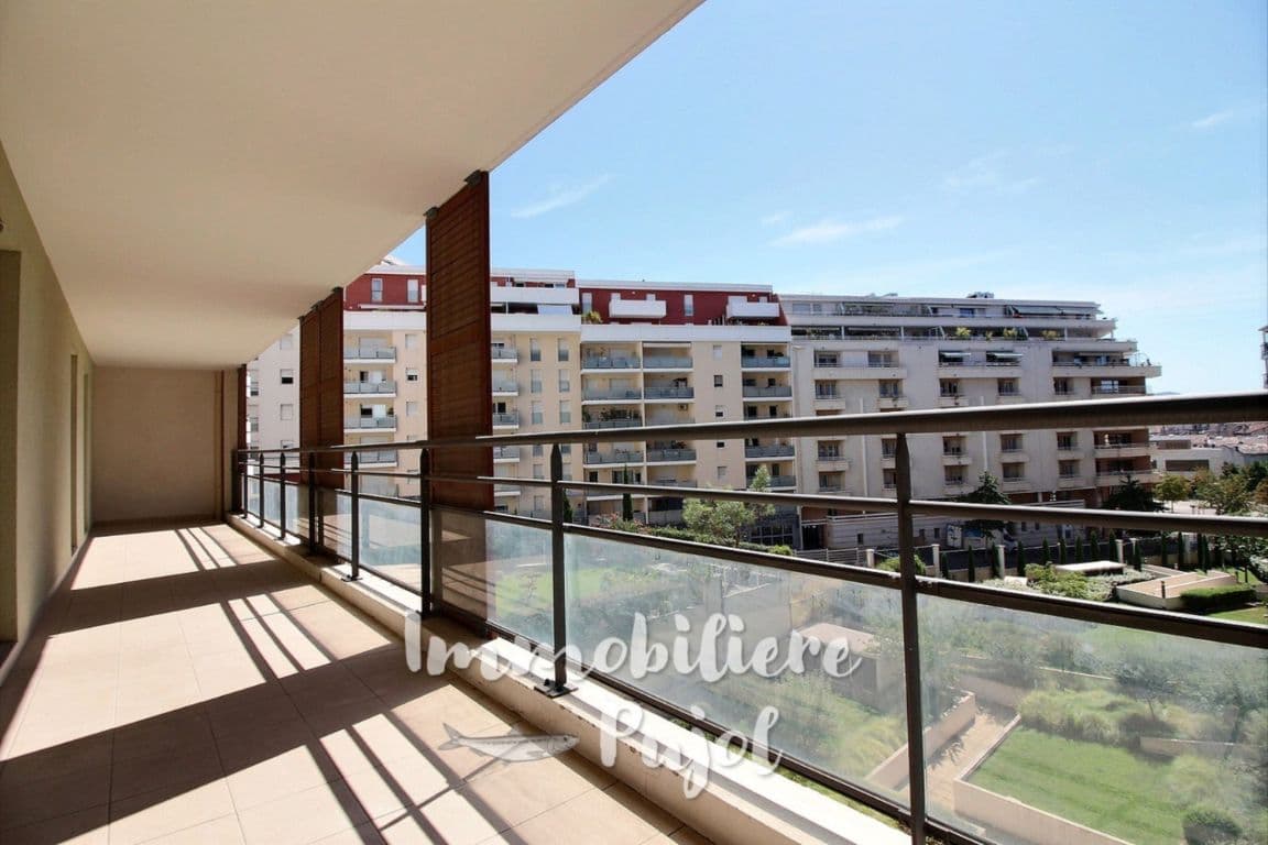Appartement T3 à louer à MARSEILLE – photo 1