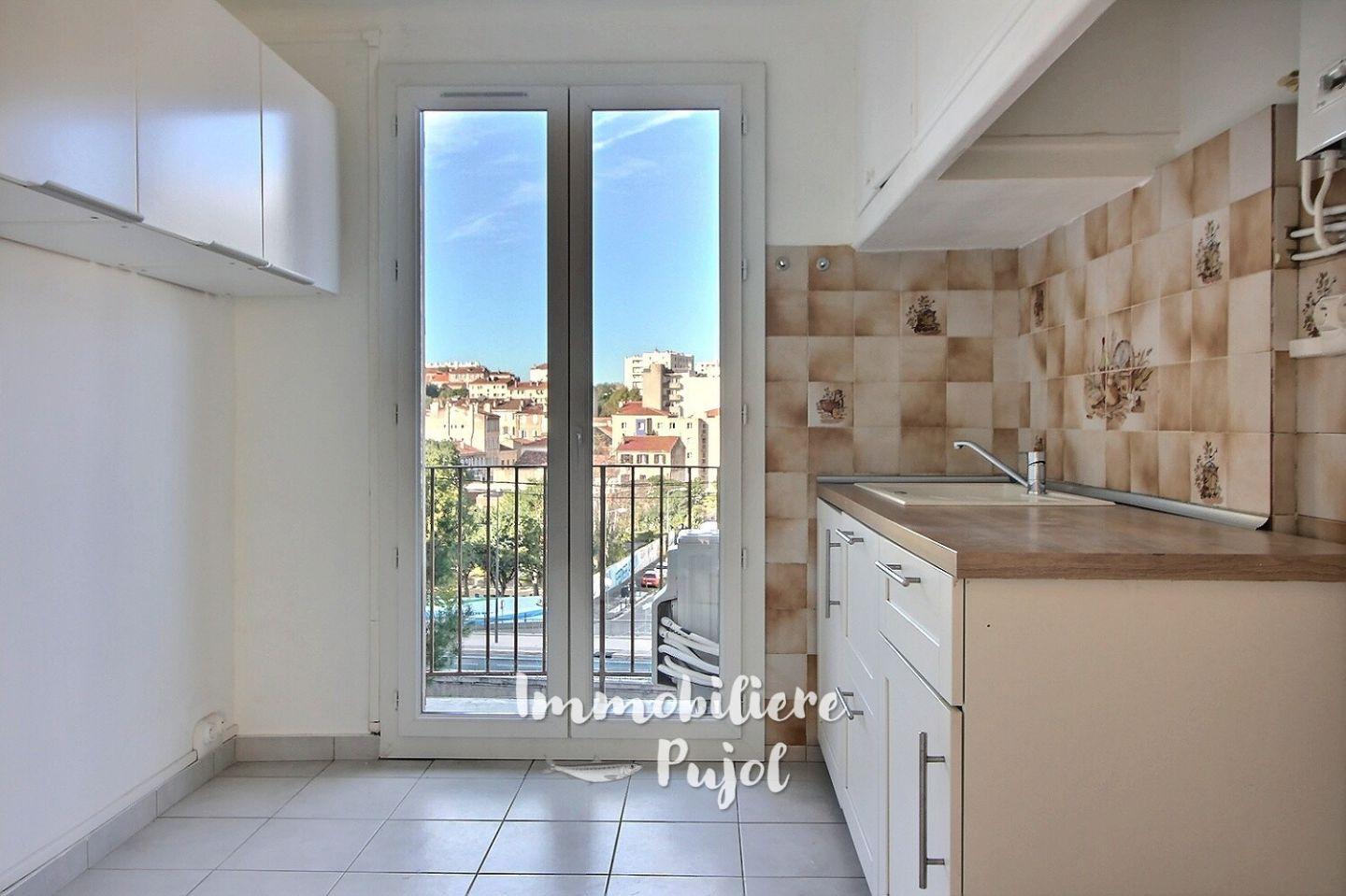 Appartement T3 à louer à MARSEILLE – photo 2